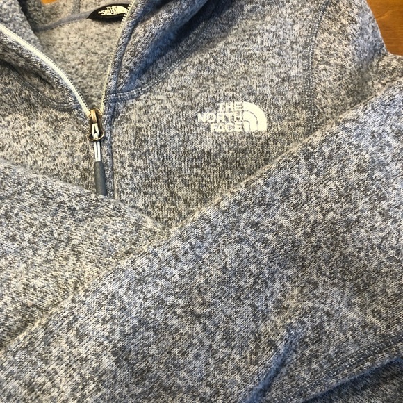 Great condition Women’s North Face hooded jacket size xs light blue speckled - Picture 6 of 17
